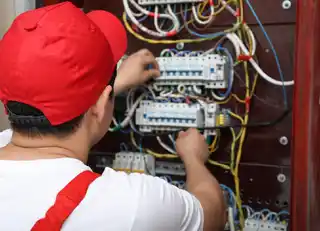 Оновлення та обслуговування панелей